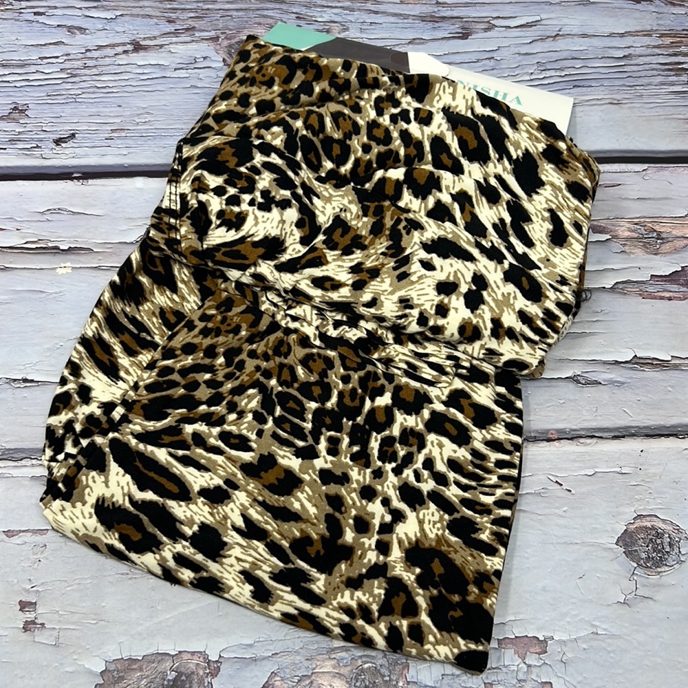 🆕Brand New Woman’s Plus Size Leggings Super Soft W/Stretch Size 12-22 - Picture 5 of 10